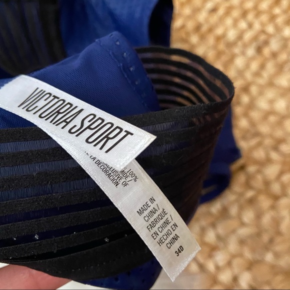 Victoria Sport Padded Mesh Cross Back Sport Bra - Picture 3 of 3